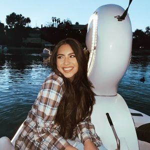 Meet your Posher, Karla